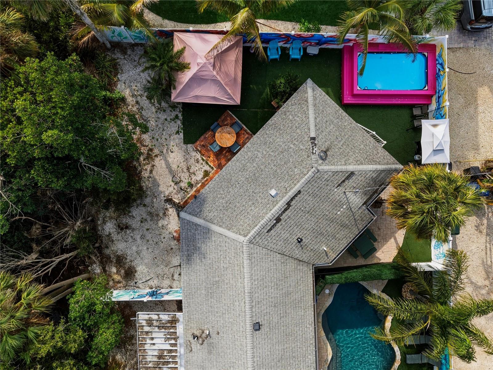 Image 36 of 43 For 6550 Sabal Drive