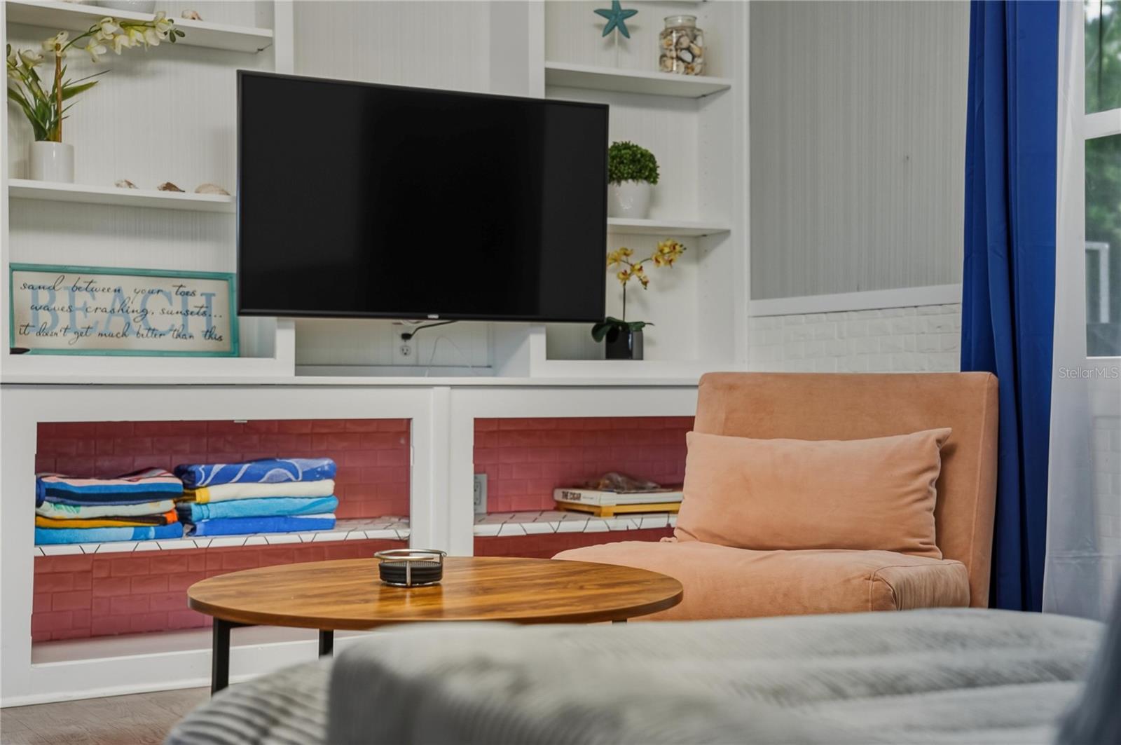 Image 9 of 43 For 6550 Sabal Drive