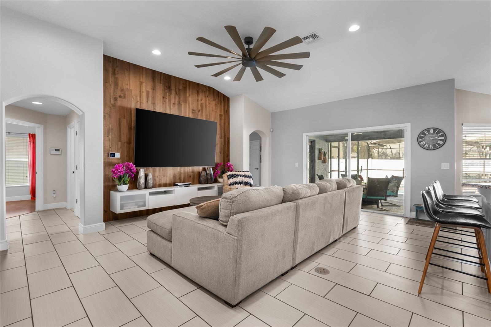 Image 15 of 42 For 5714 Autumn Chase Circle