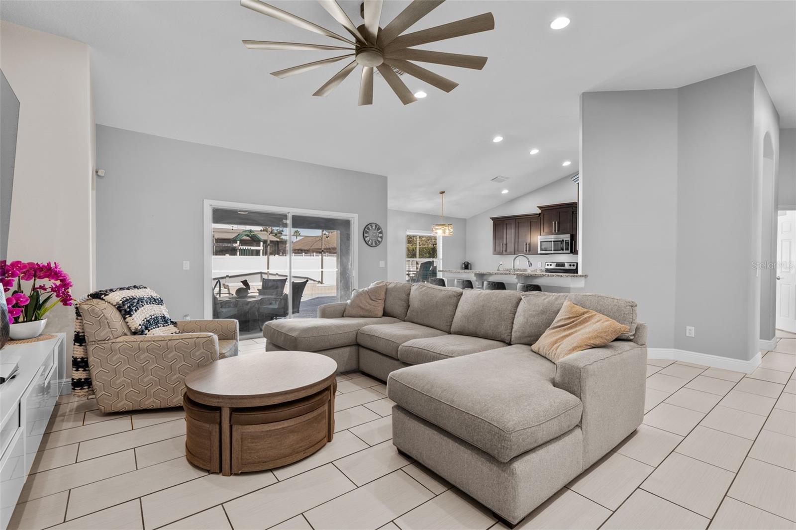 Image 18 of 42 For 5714 Autumn Chase Circle