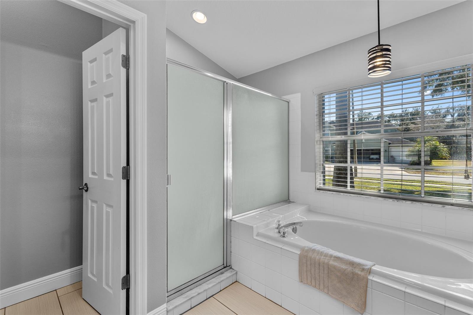 Image 24 of 42 For 5714 Autumn Chase Circle