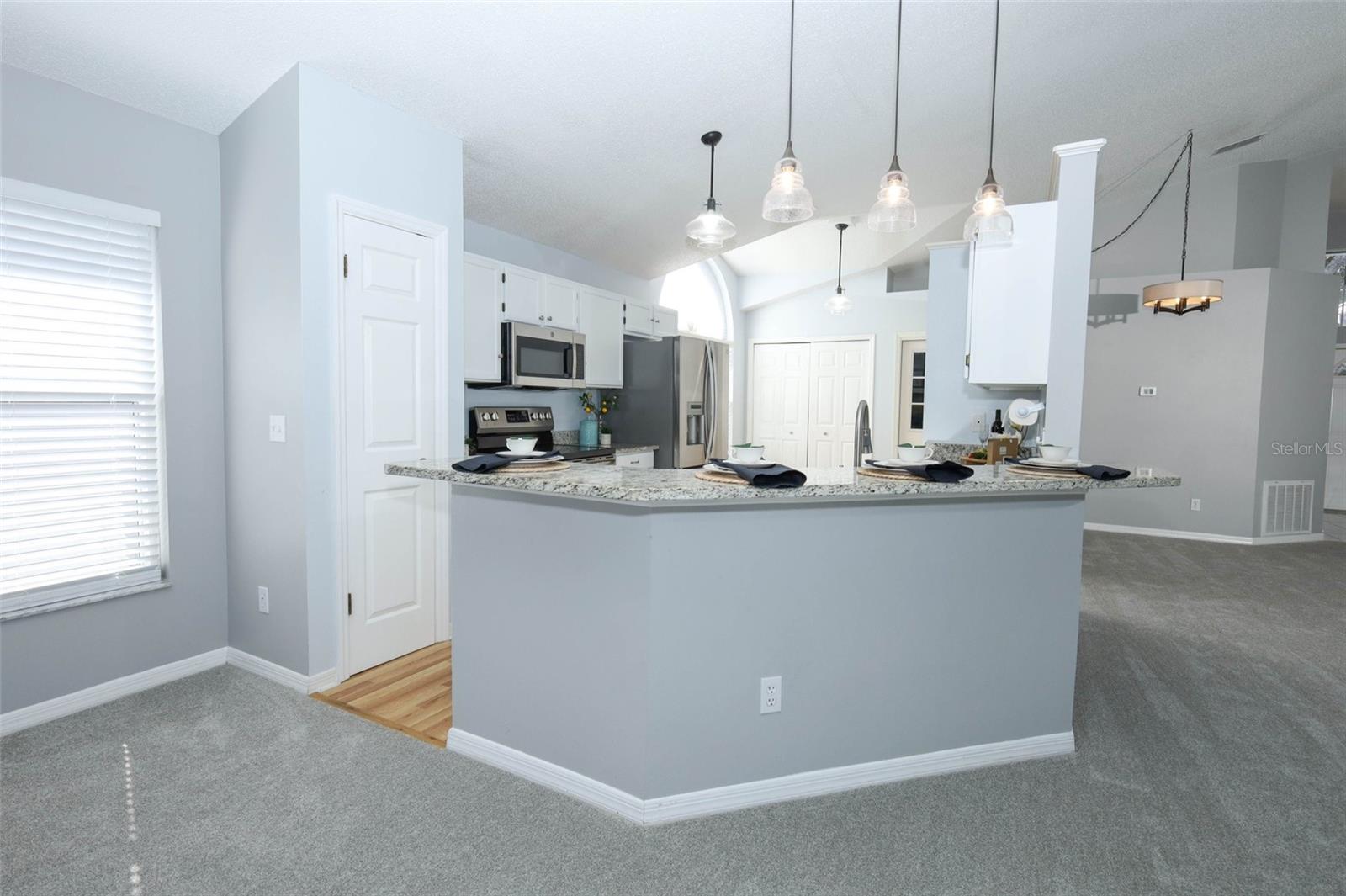 Image 10 of 63 For 973 Lake Claire Circle