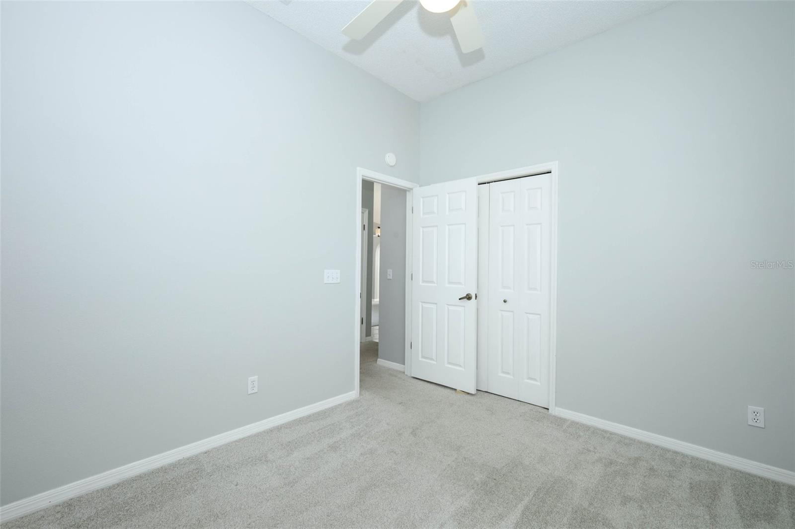 Image 31 of 63 For 973 Lake Claire Circle