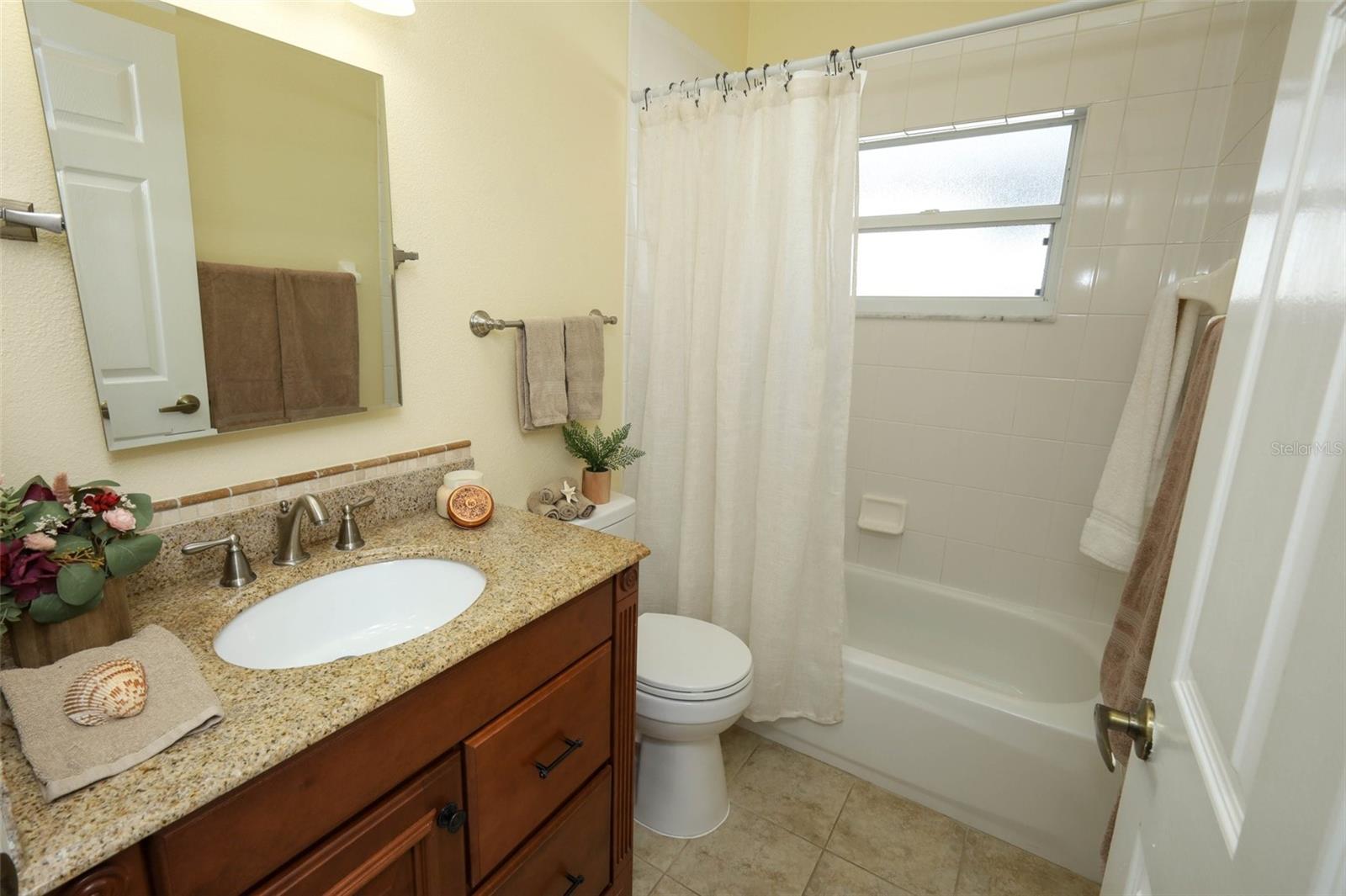 Image 32 of 63 For 973 Lake Claire Circle