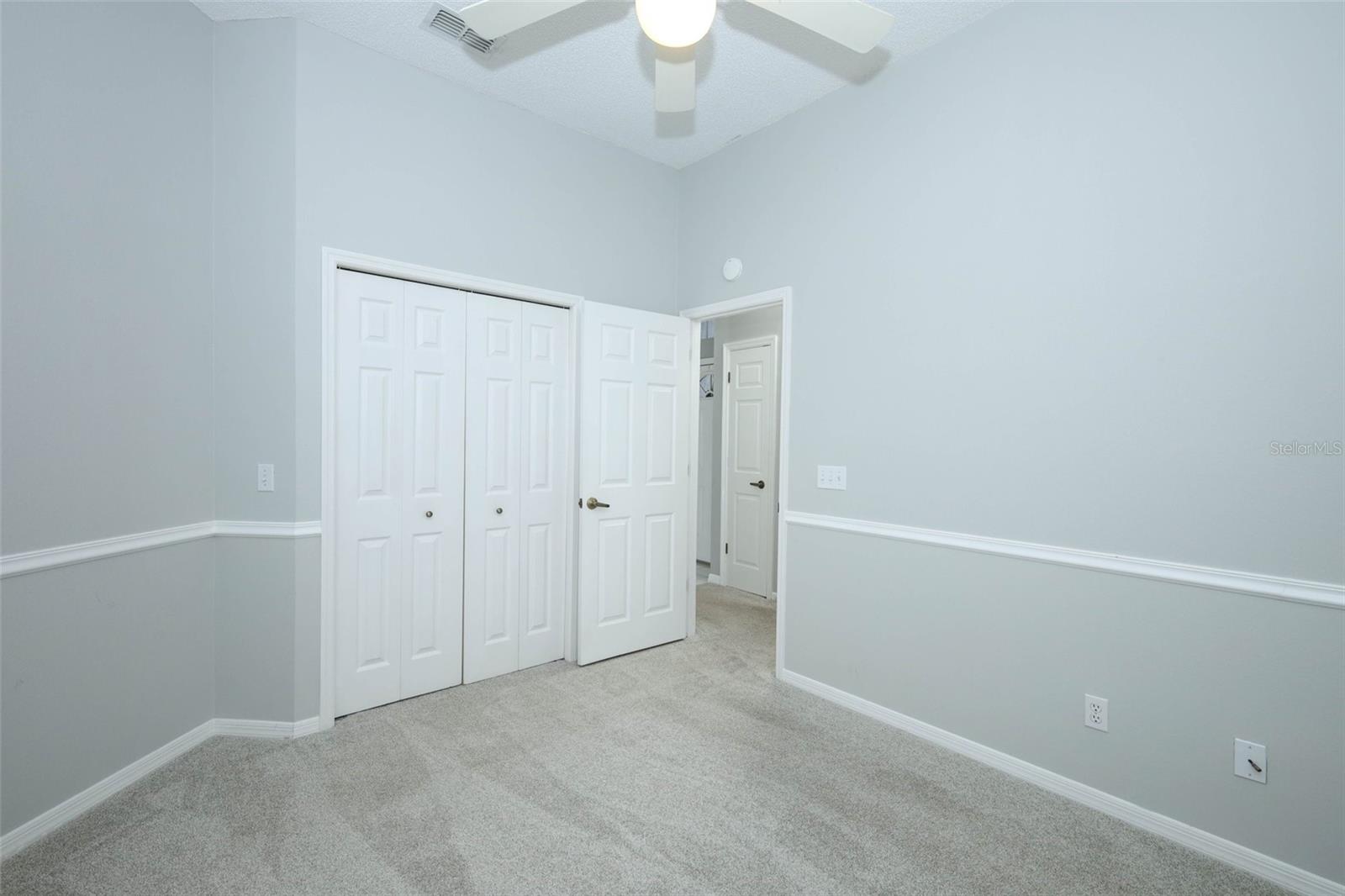 Image 34 of 63 For 973 Lake Claire Circle