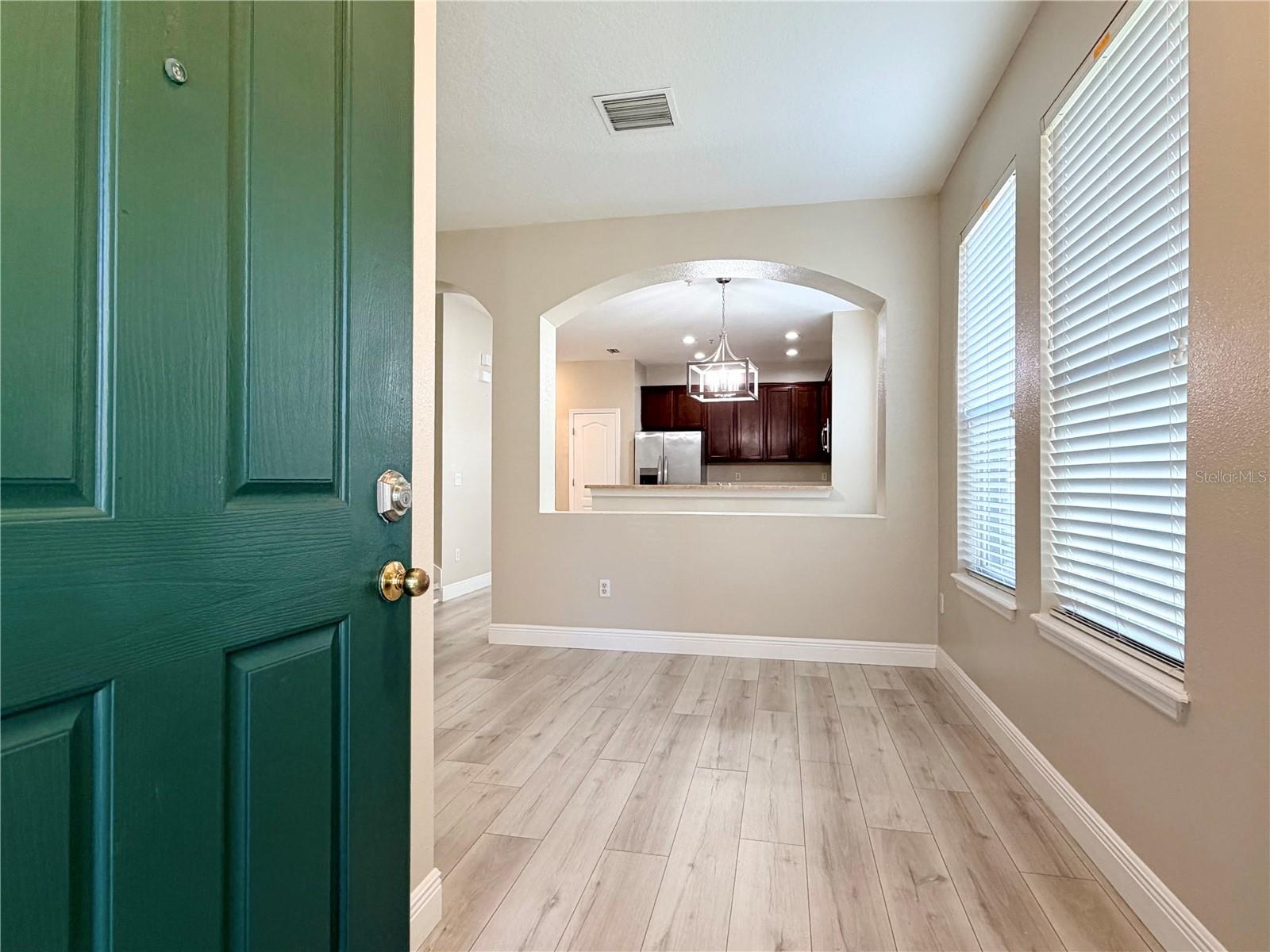 Image 7 of 27 For 10232 Lake District Lane S