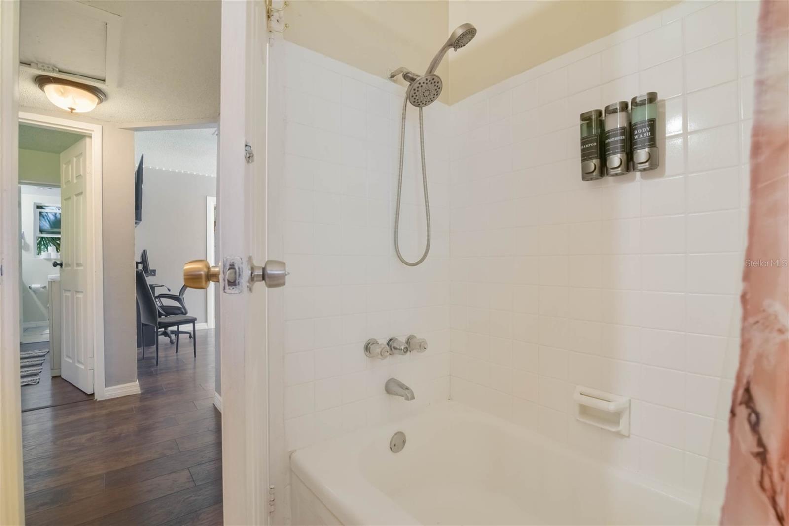 Image 13 of 21 For 1226 Dewey Avenue