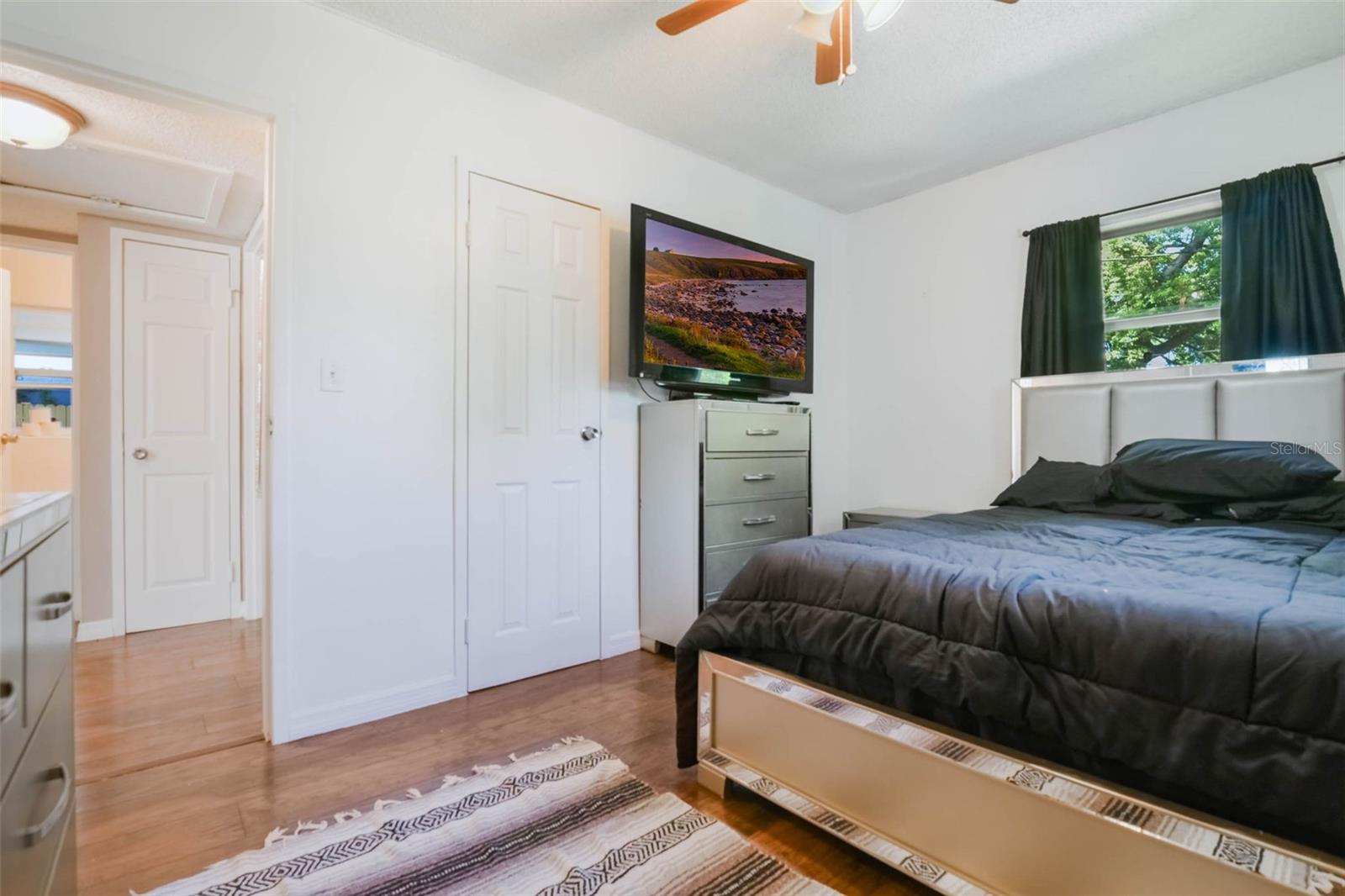 Image 18 of 21 For 1226 Dewey Avenue