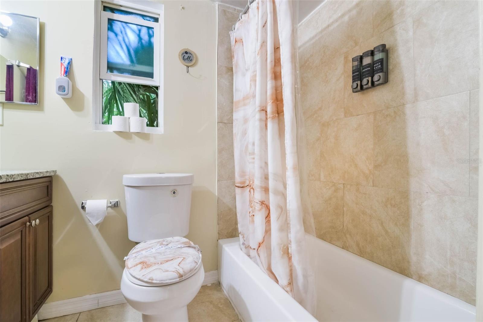 Image 19 of 21 For 1226 Dewey Avenue