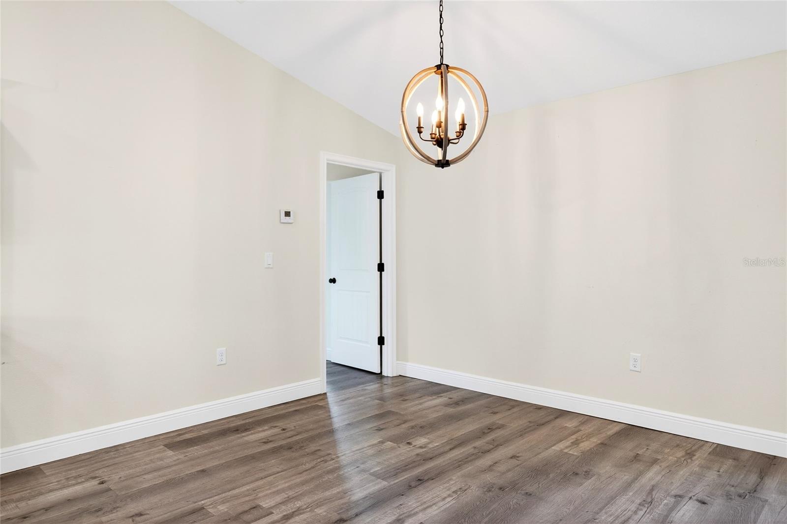 Image 18 of 28 For 10470 139th Court