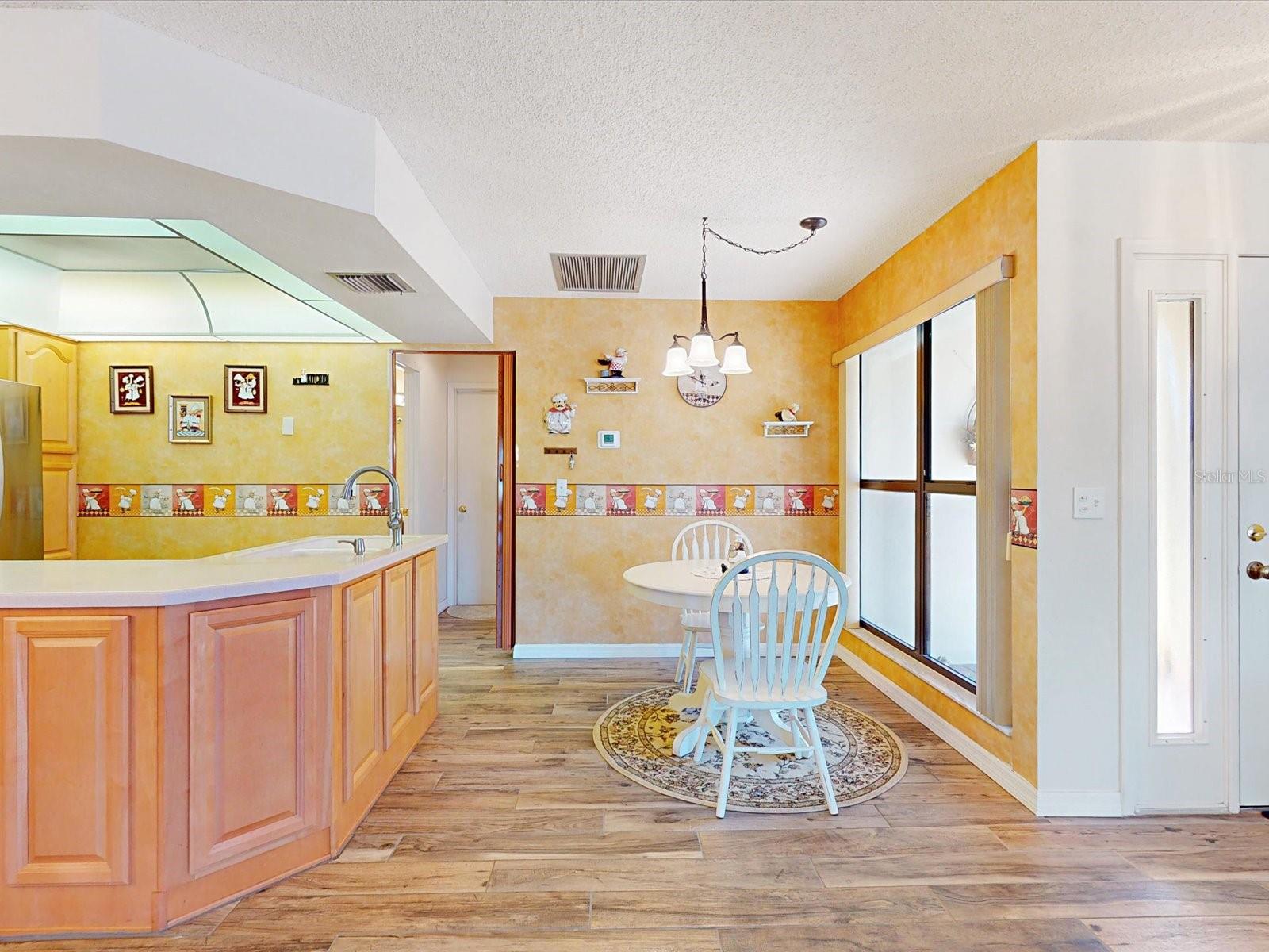 Image 6 of 38 For 118 Coventry Lane