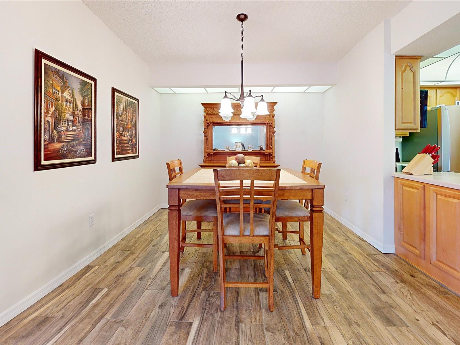 Image 9 of 38 For 118 Coventry Lane