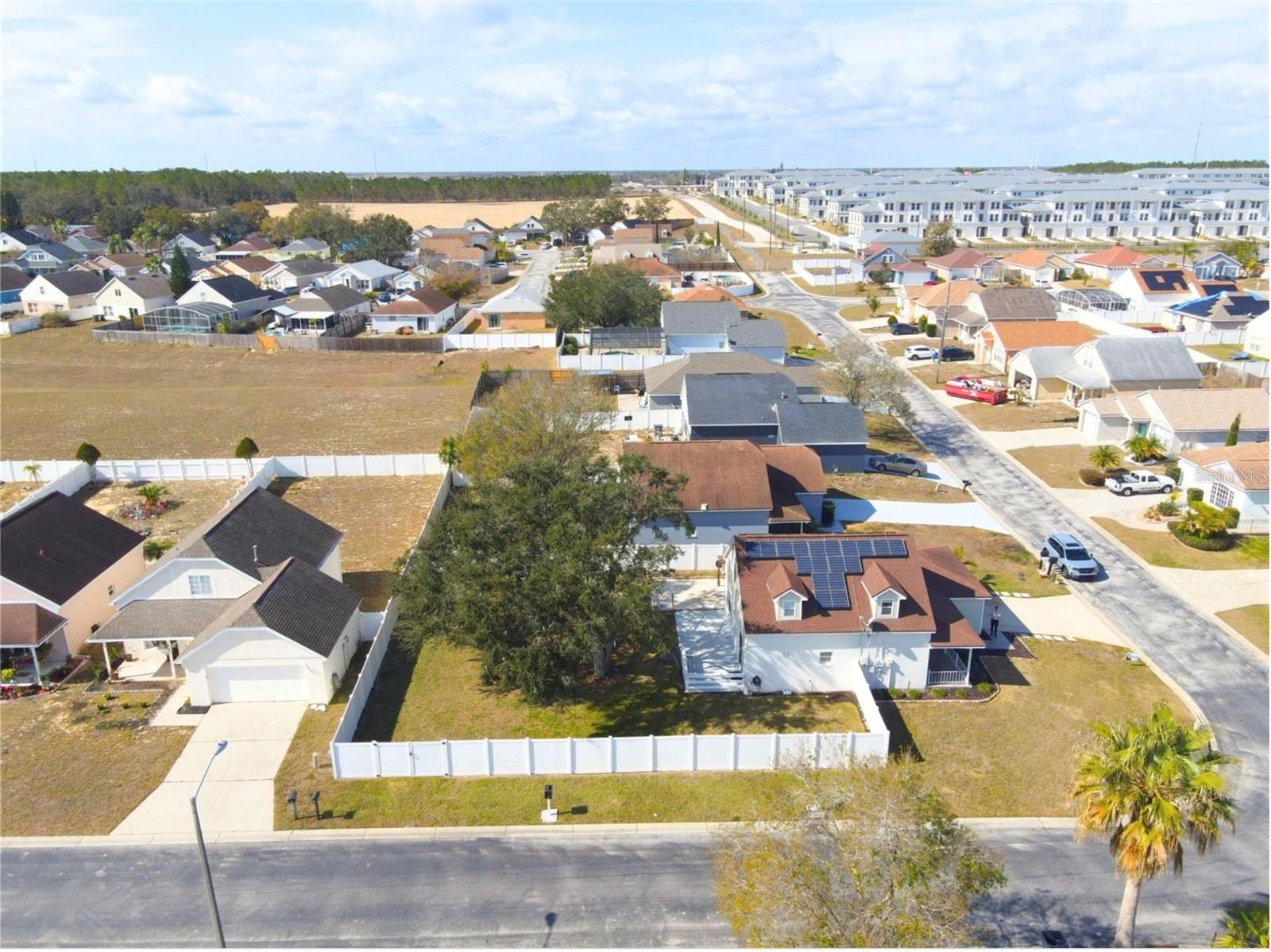 Image 3 of 19 For 3607 Minute Maid Ramp Rd 1