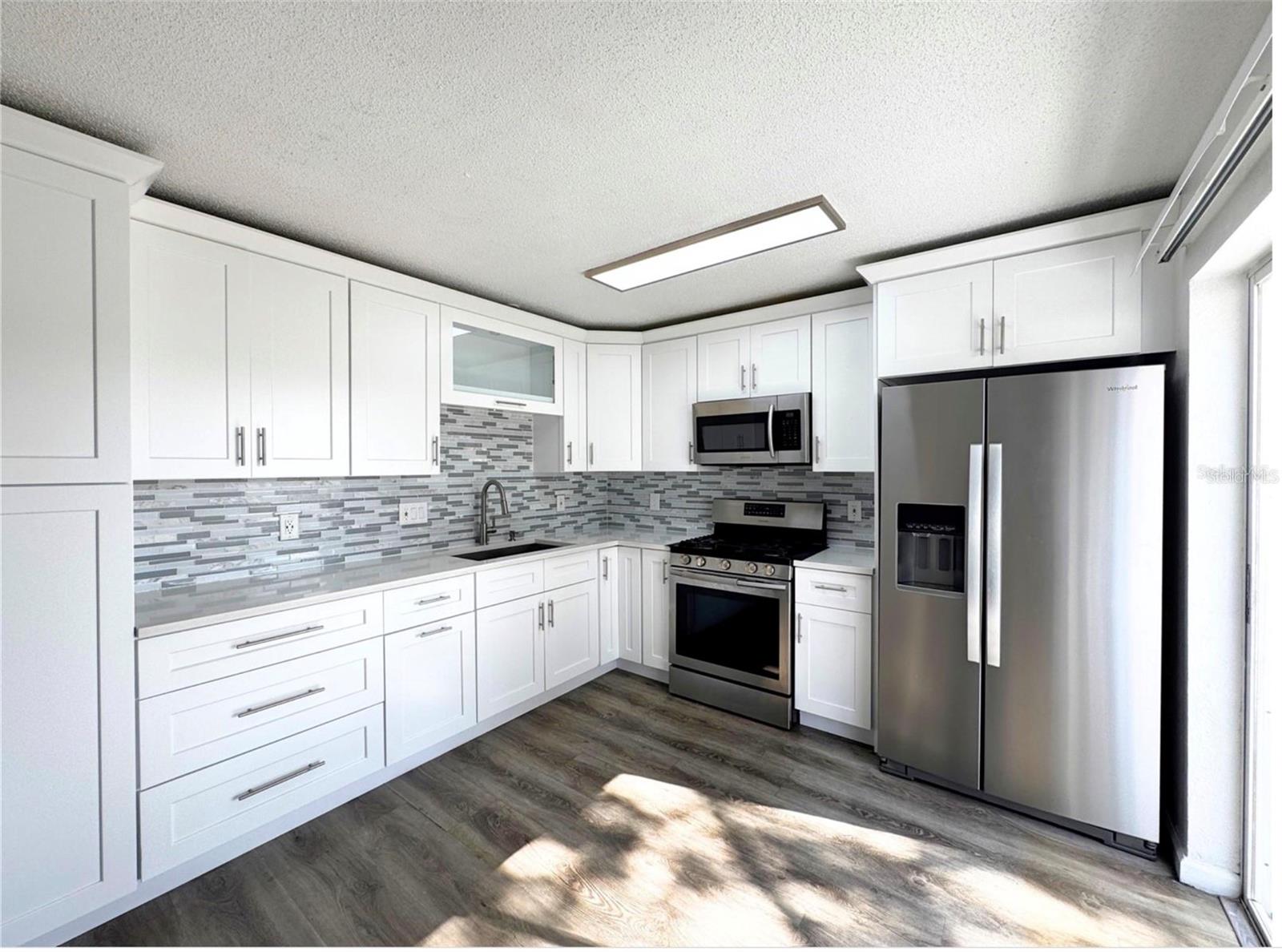 Image 7 of 19 For 3607 Minute Maid Ramp Rd 1