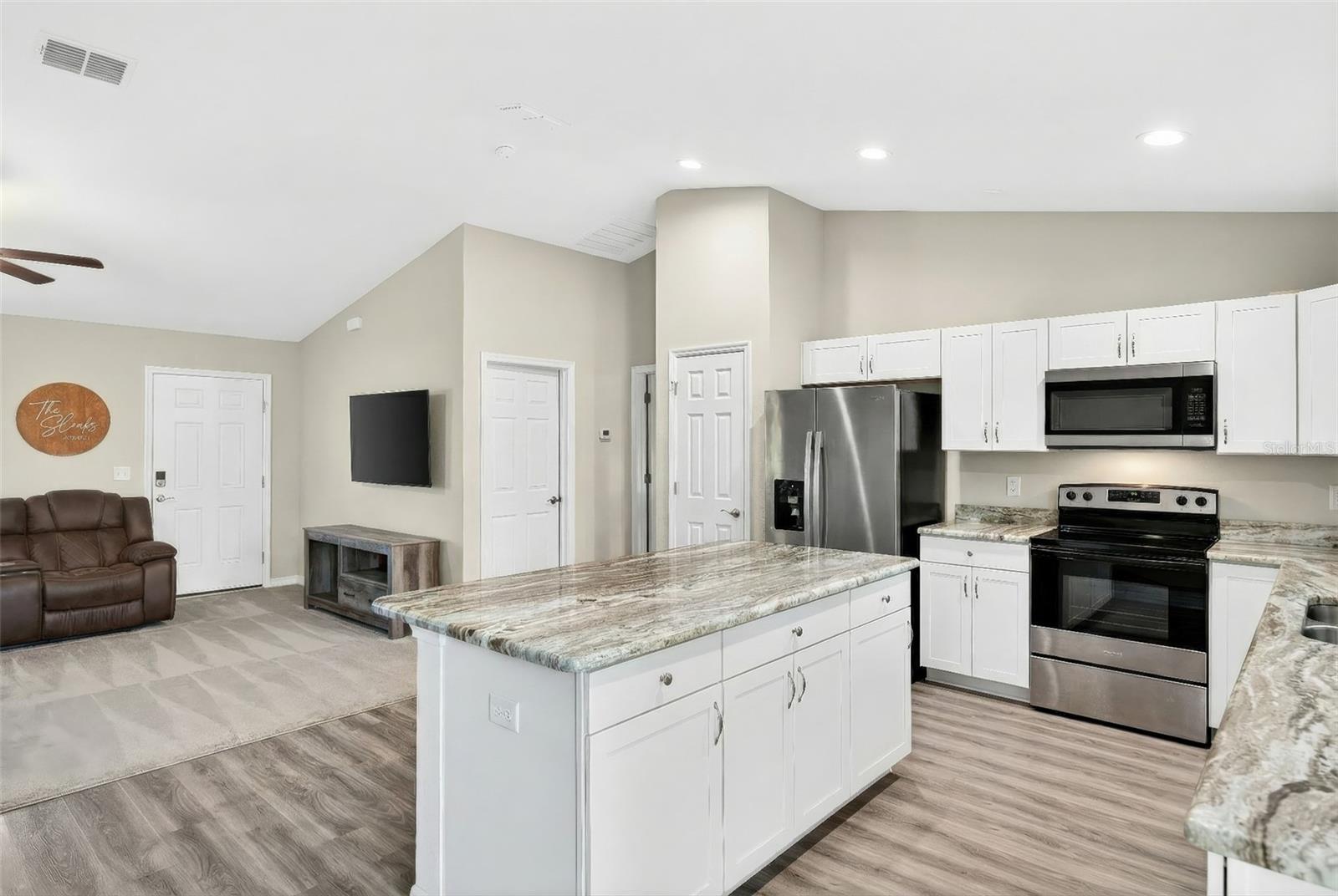 Image 13 of 21 For 10142 137th Court