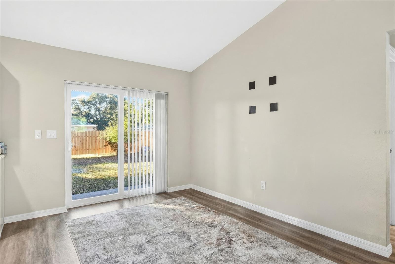 Image 17 of 21 For 10142 137th Court