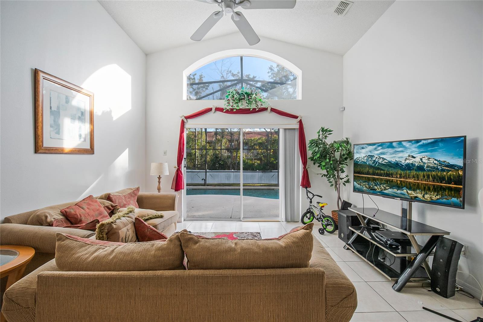 Image 11 of 30 For 1105 Seasons Boulevard