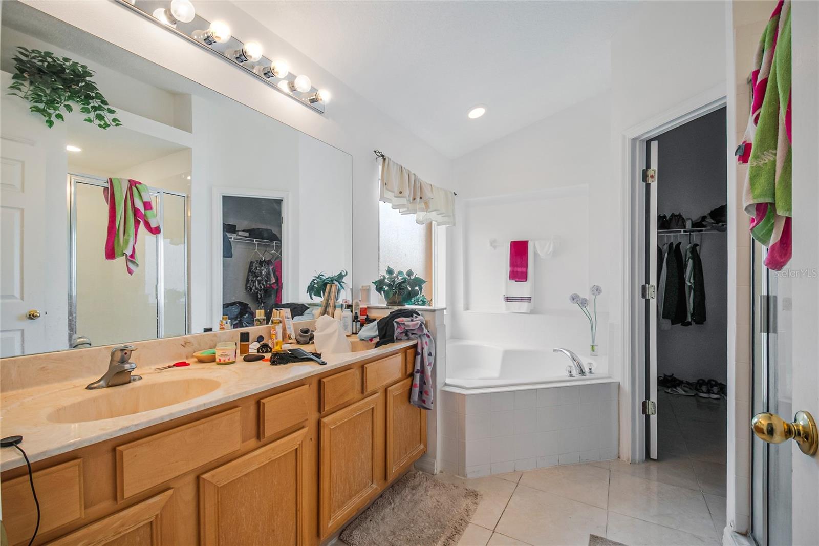 Image 15 of 30 For 1105 Seasons Boulevard