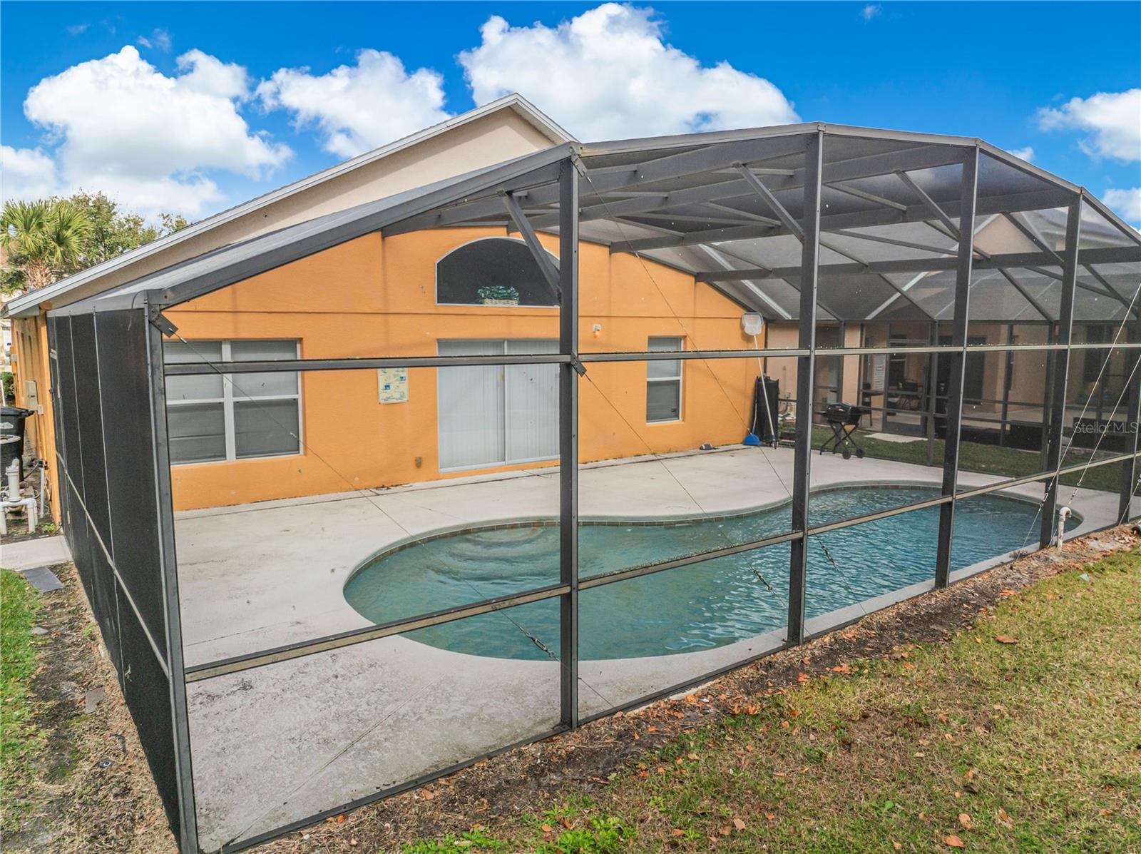 Image 23 of 30 For 1105 Seasons Boulevard