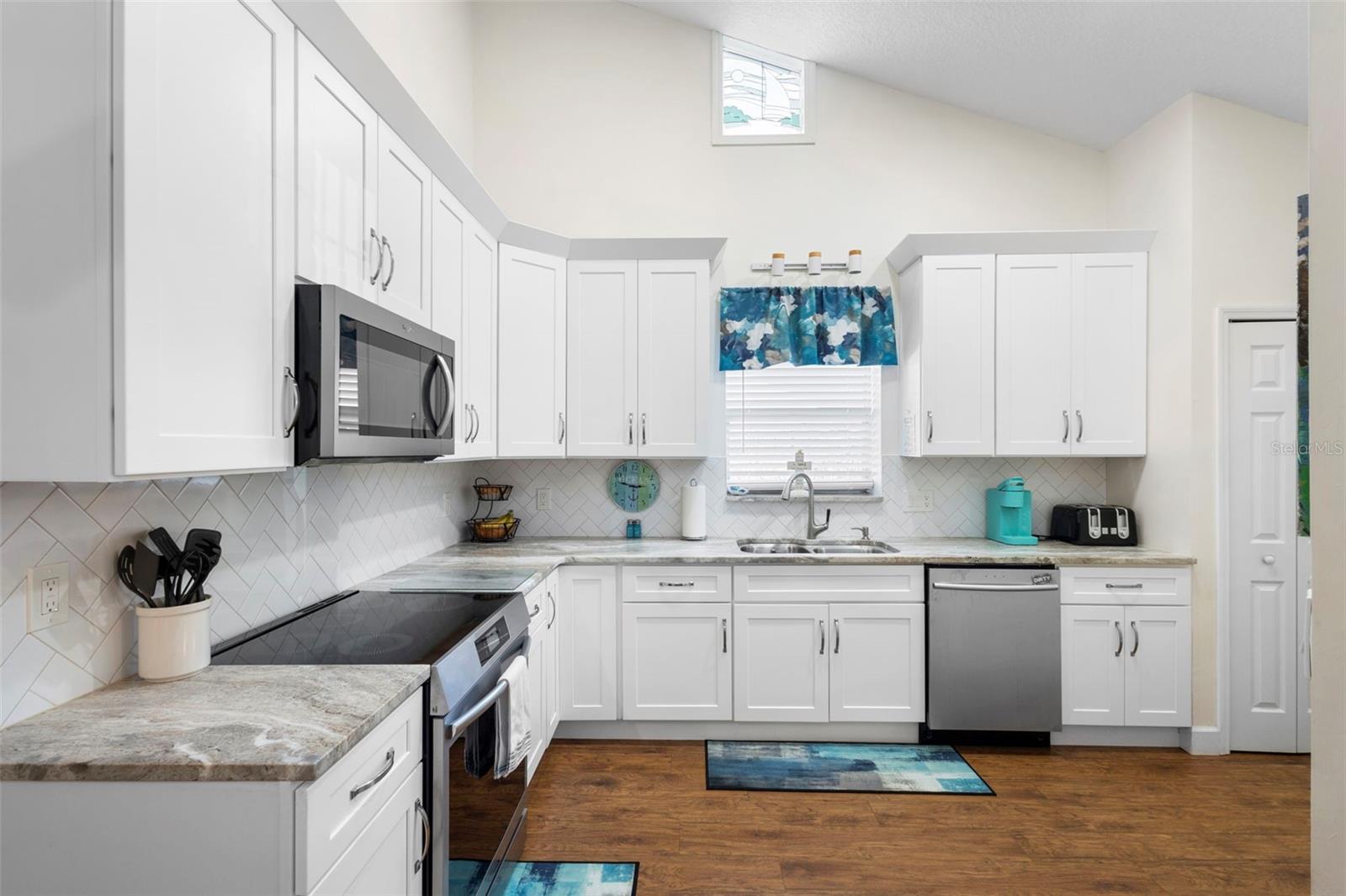 Image 14 of 54 For 445 Terrace Drive