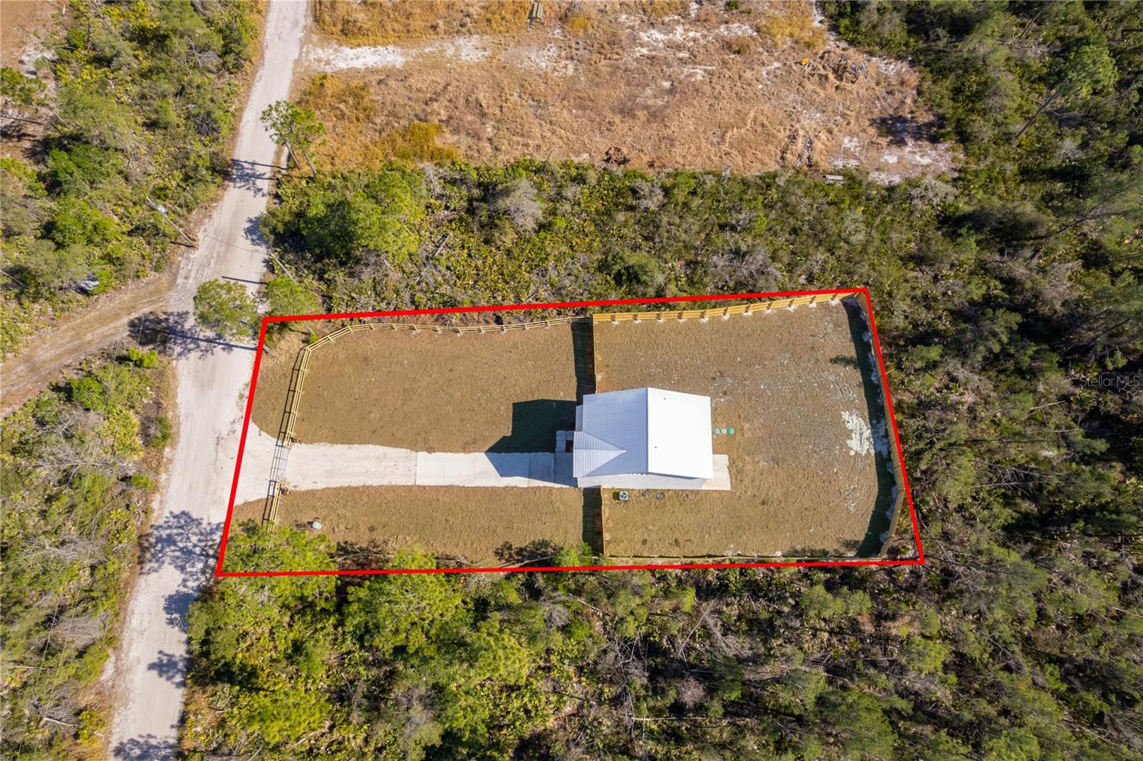 Image 8 of 25 For 765 6th Avenue