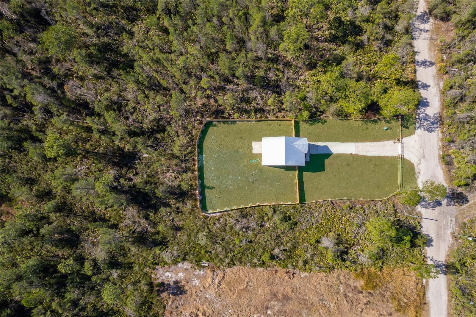 Image 9 of 25 For 765 6th Avenue