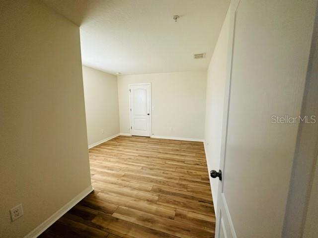 Image 24 of 37 For 1276 Priory Circle