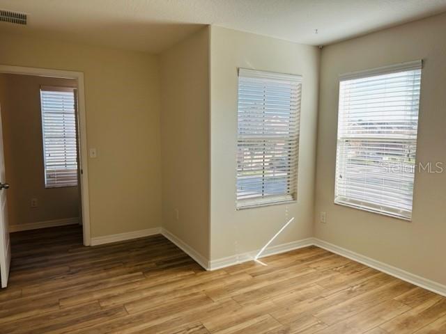 Image 26 of 37 For 1276 Priory Circle