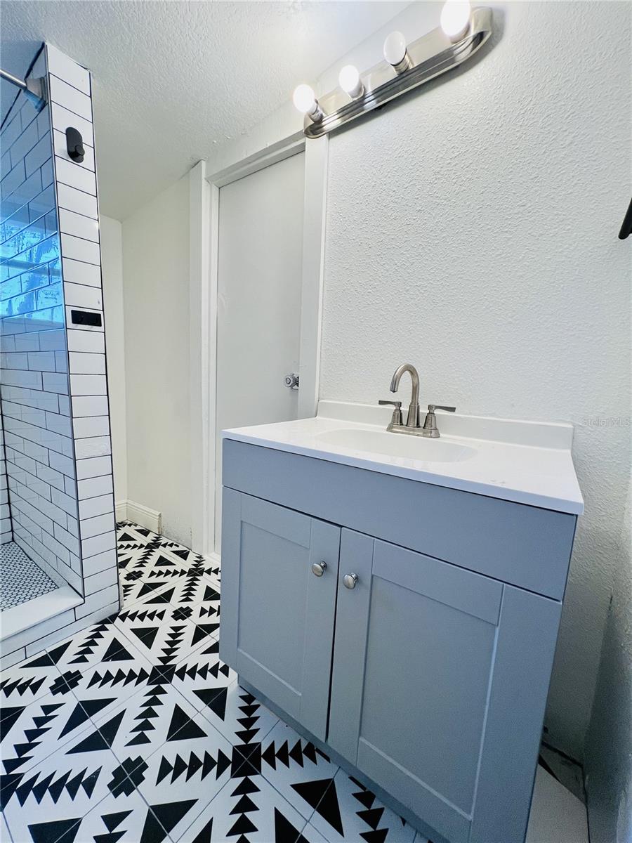 Image 7 of 12 For 1630 Harbor Drive