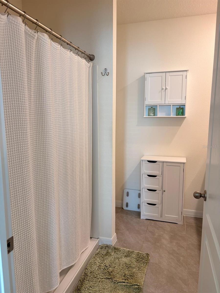 Image 16 of 30 For 1824 Echo Valley Street