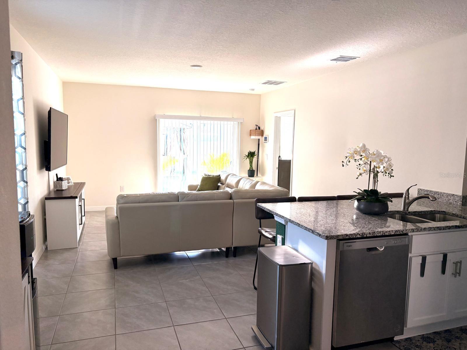 Image 7 of 30 For 1824 Echo Valley Street