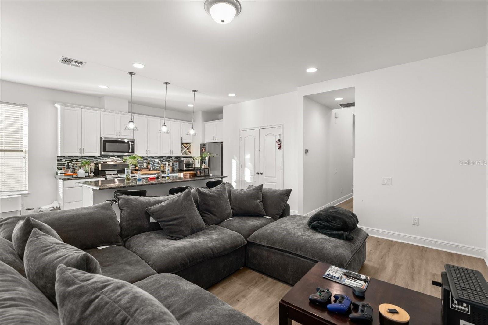 Image 11 of 30 For 8906 Doddington Way