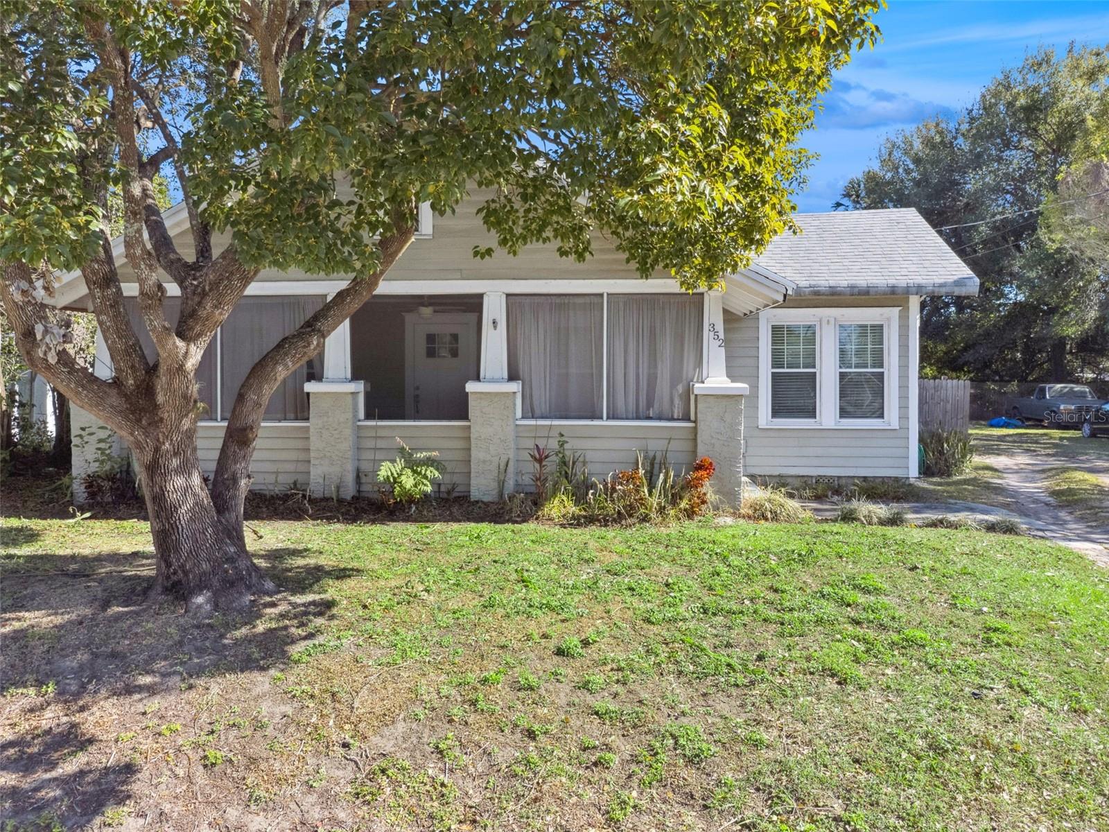 Image 36 of 37 For 352 Cambridge Boulevard