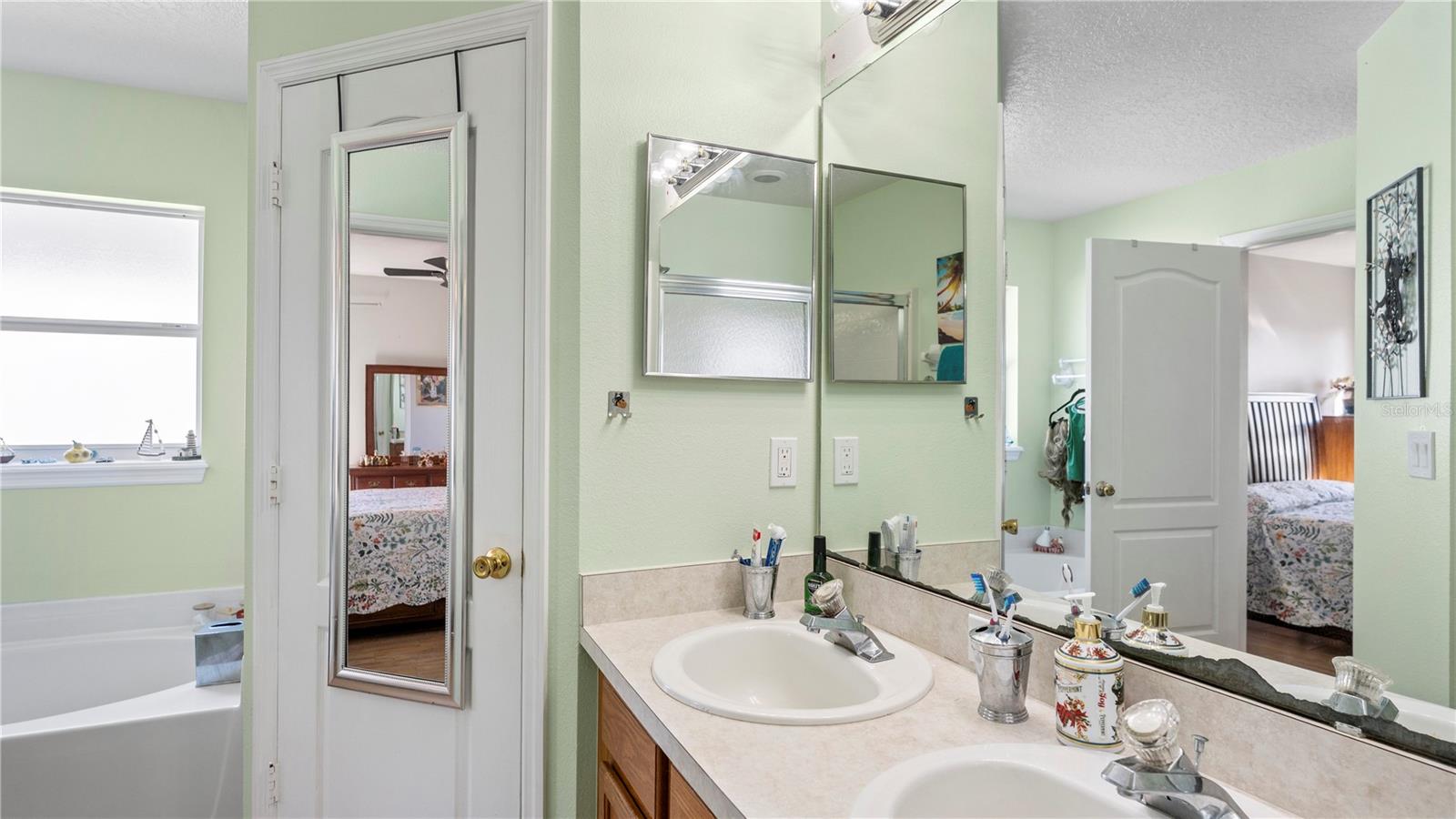 Image 14 of 24 For 10742 Derringer Drive