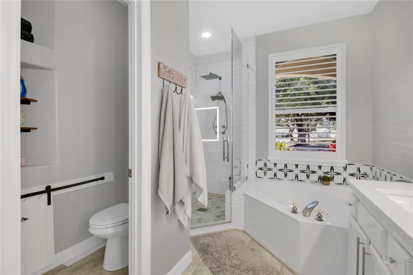 Image 13 of 43 For 14606 Dream Catcher Court