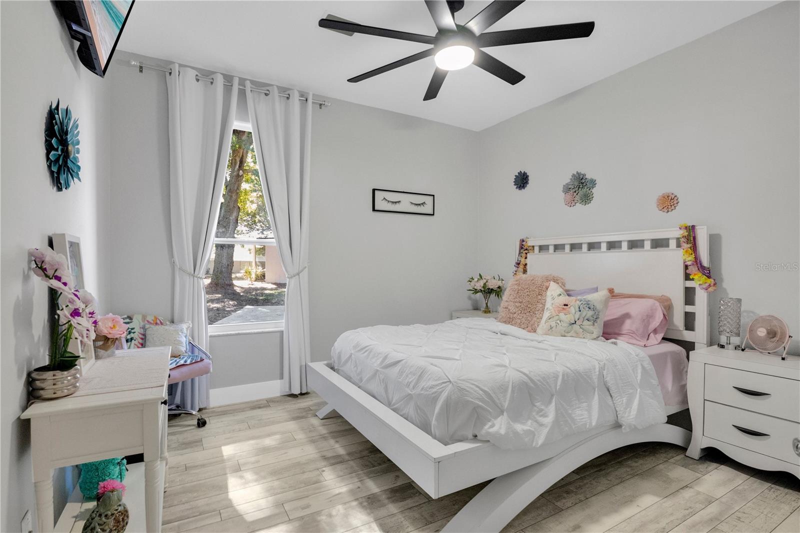 Image 14 of 43 For 14606 Dream Catcher Court