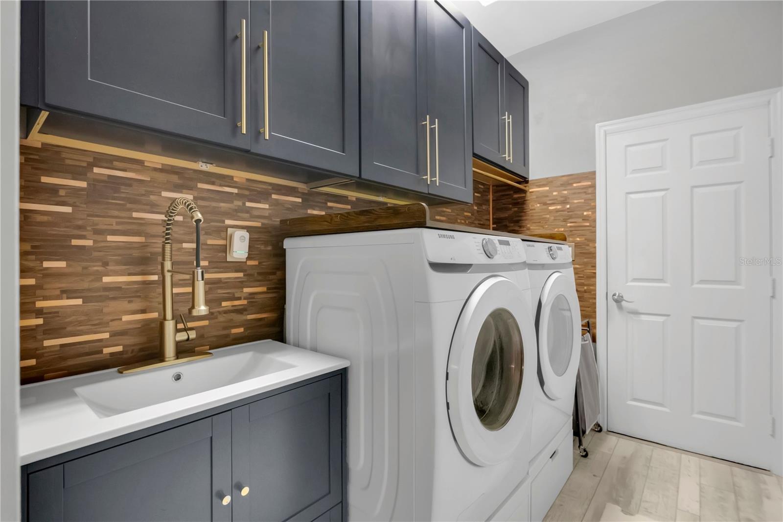 Image 19 of 43 For 14606 Dream Catcher Court