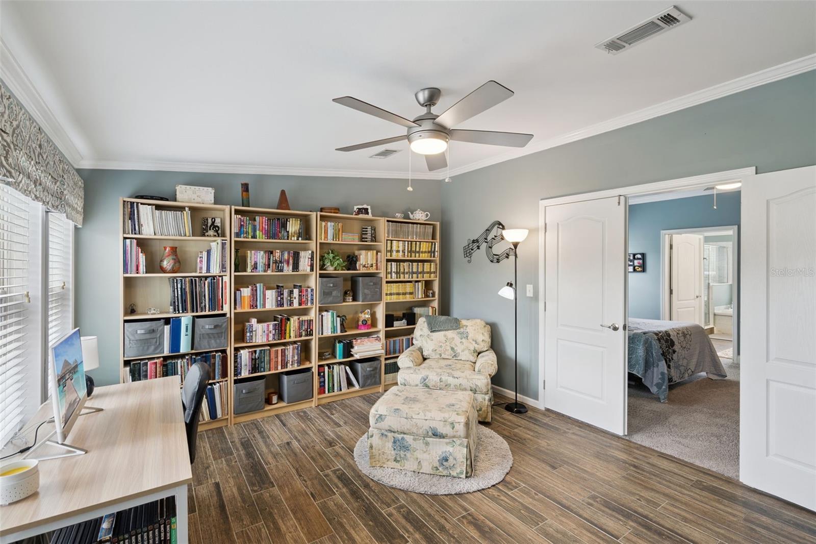 Image 12 of 39 For 5670 Cr 577  