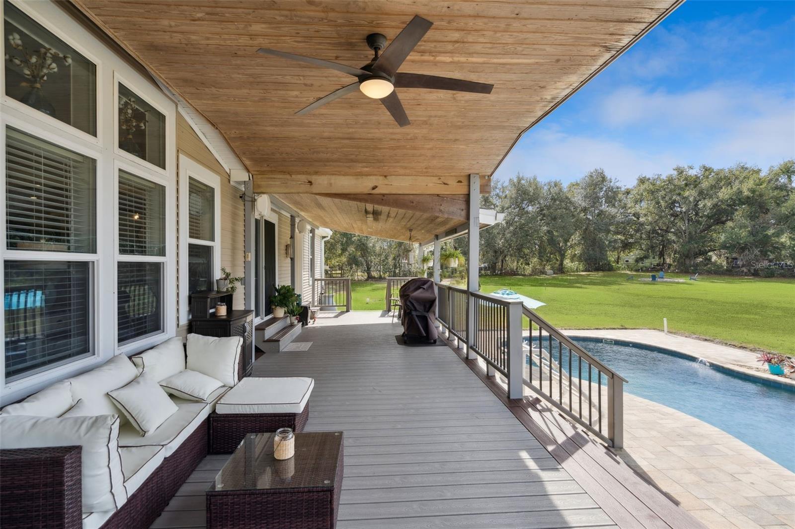 Image 23 of 39 For 5670 Cr 577  