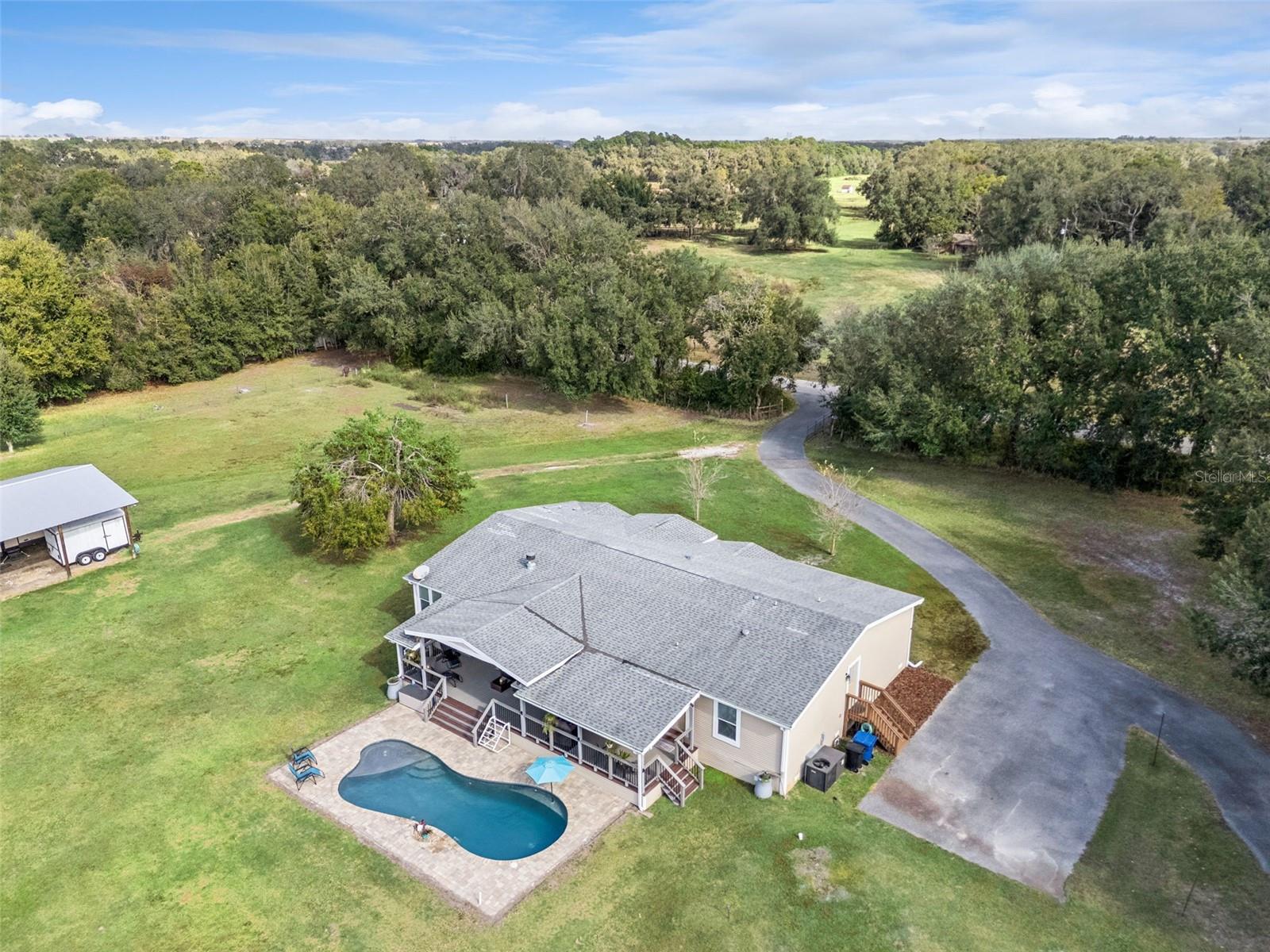 Image 33 of 39 For 5670 Cr 577  