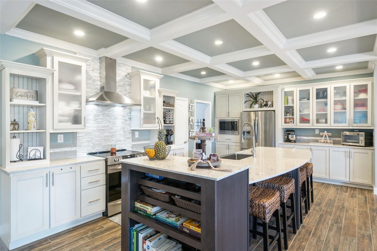 Image 4 of 39 For 5670 Cr 577  