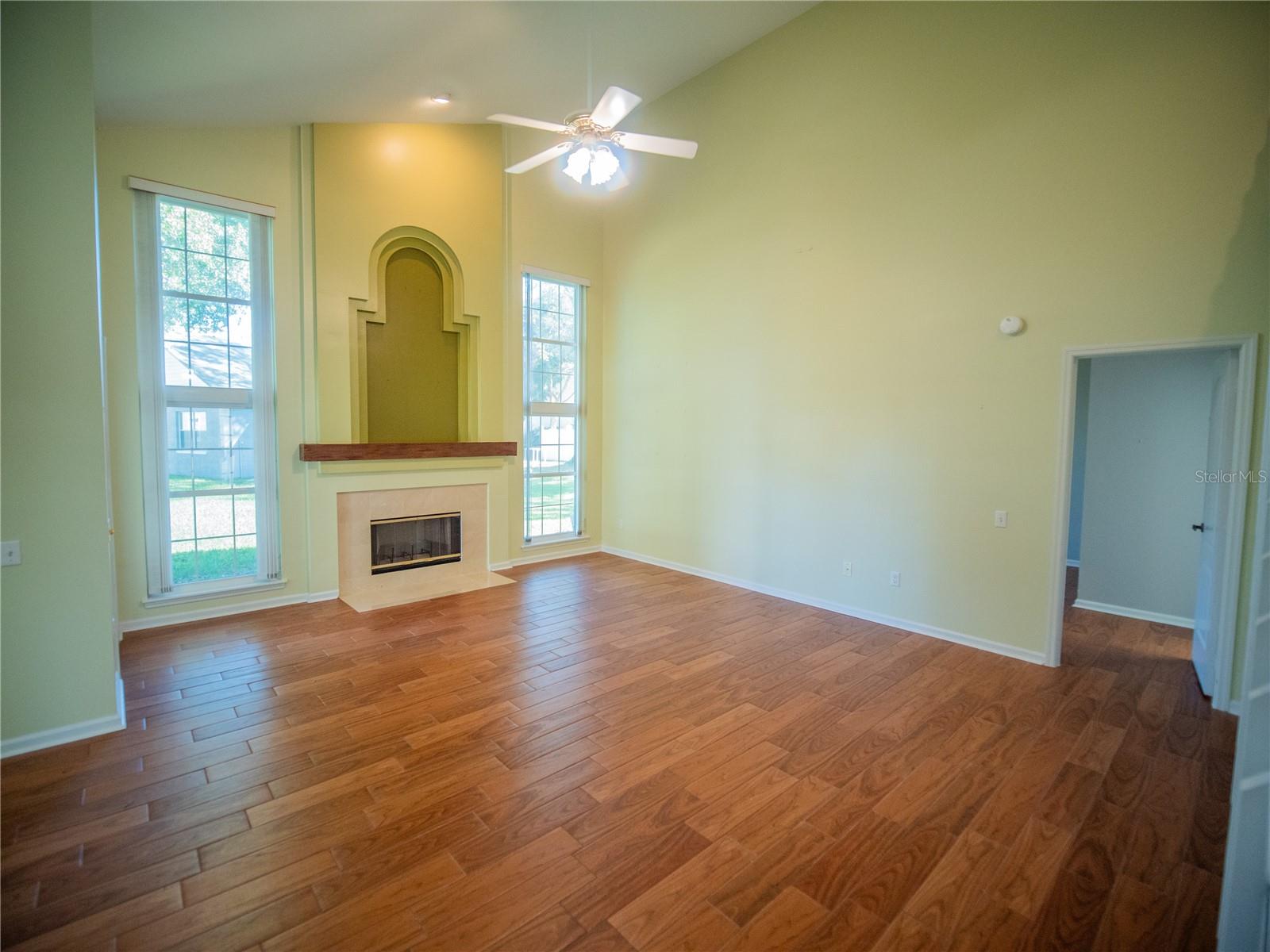 Image 14 of 30 For 3561 Ventura Club Circle