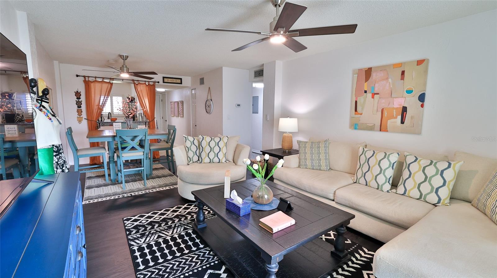 Image 15 of 64 For 145 Halifax Avenue 705