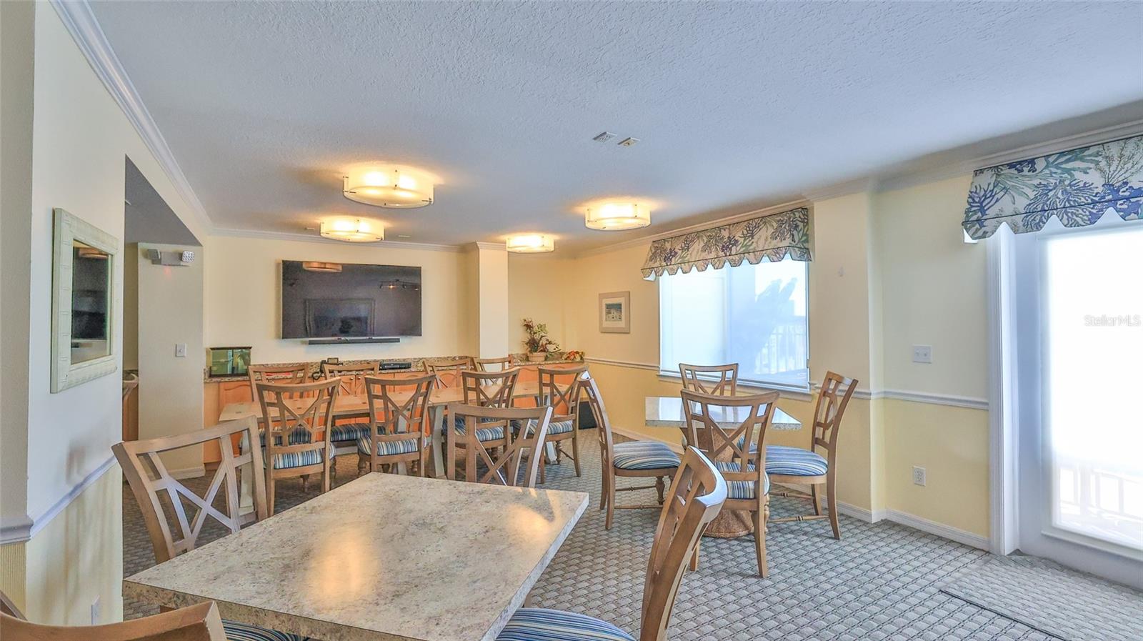 Image 63 of 64 For 145 Halifax Avenue 705