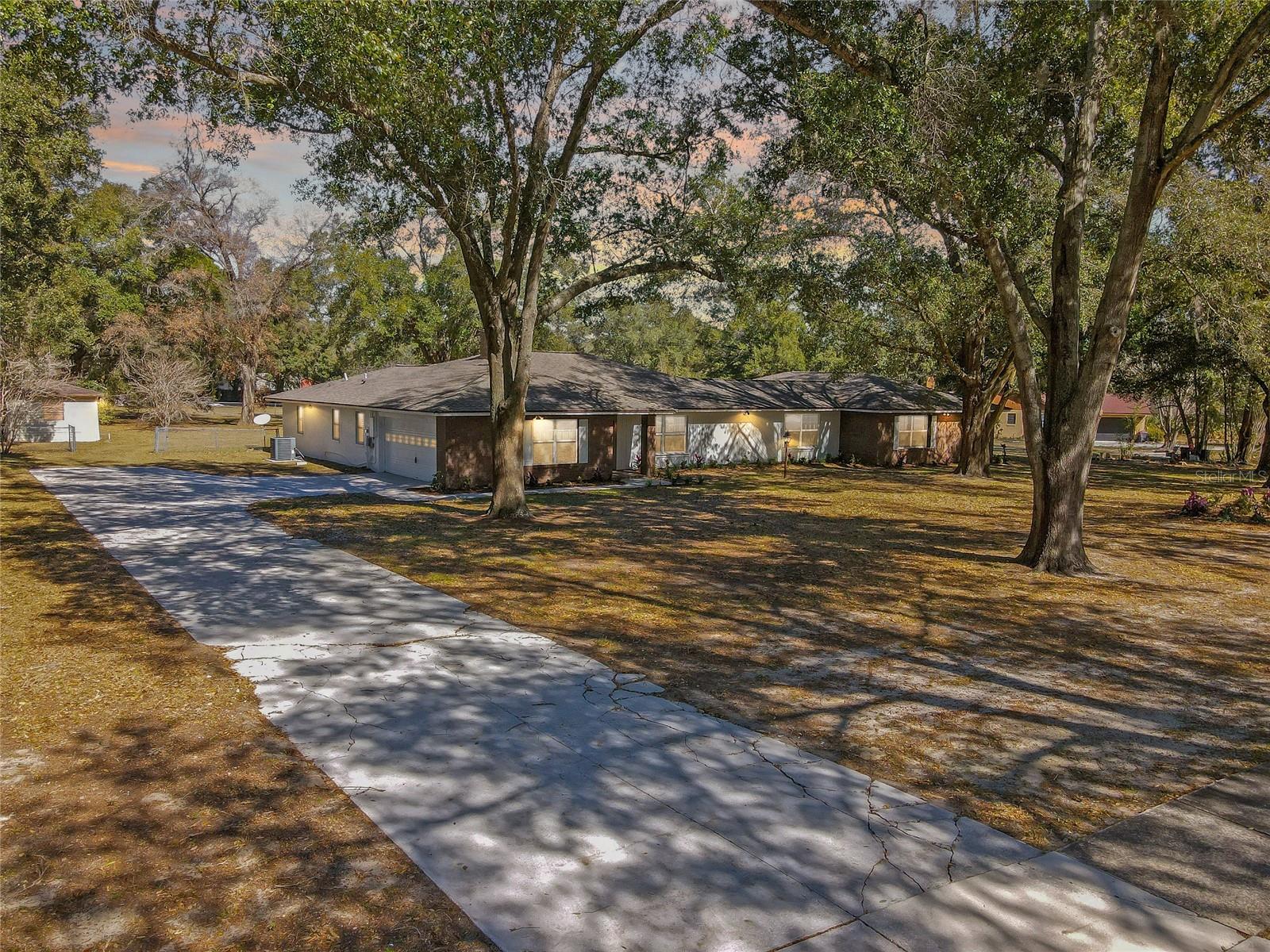 Image 2 of 38 For 7129 Oakwind Drive