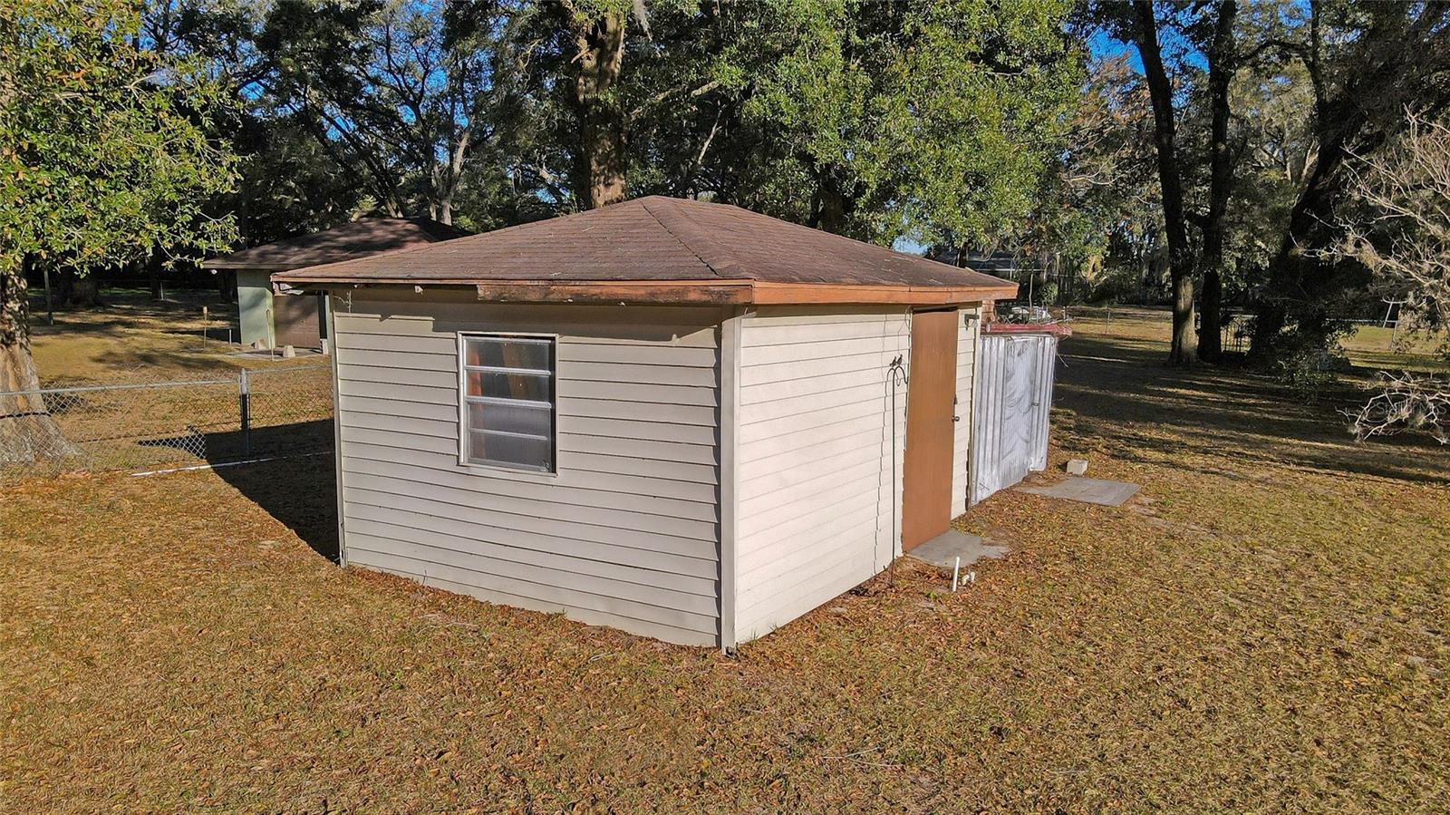 Image 32 of 38 For 7129 Oakwind Drive