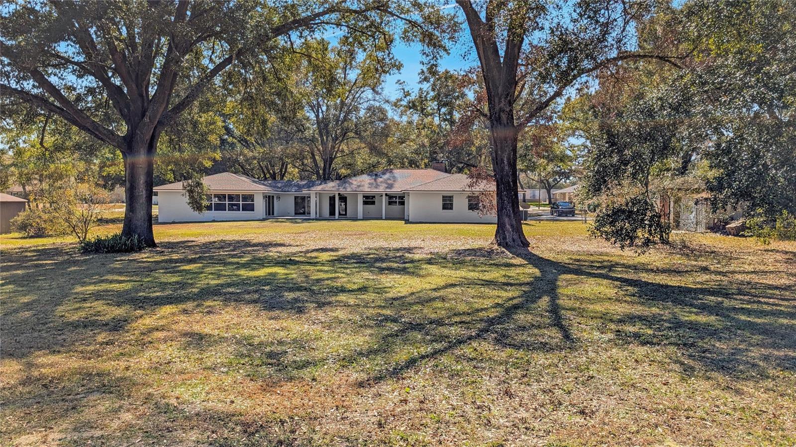 Image 4 of 38 For 7129 Oakwind Drive