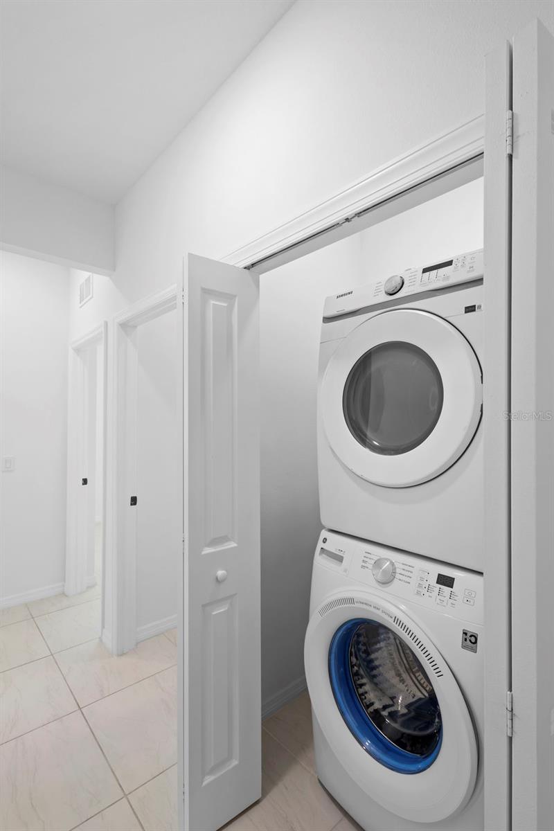 Image 13 of 56 For 3905 Craig Avenue