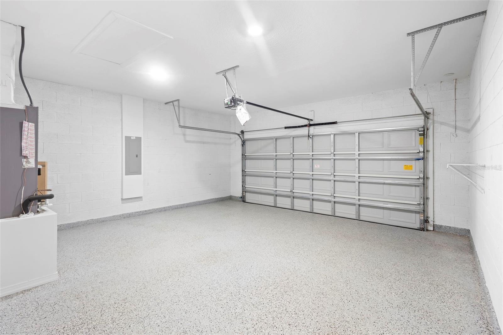 Image 38 of 56 For 3905 Craig Avenue