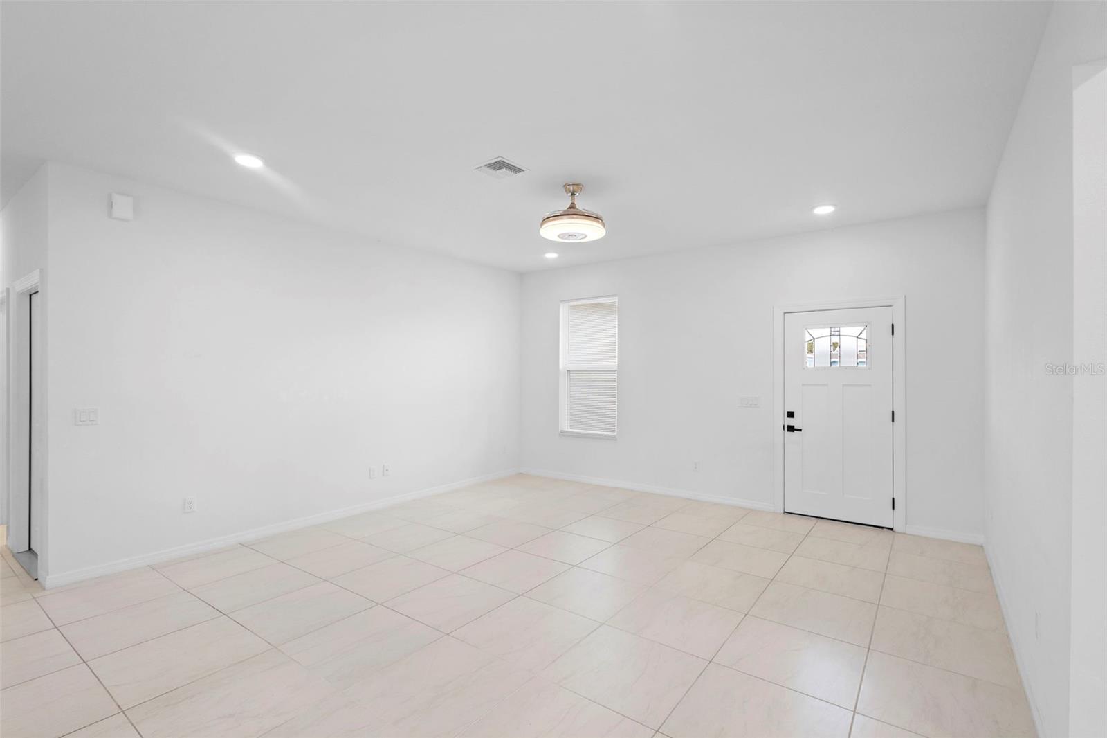 Image 40 of 56 For 3905 Craig Avenue